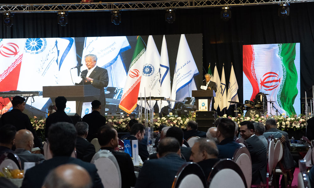 دنیای ماموت در آیین نکوداشت صنعتگران و صادرکنندگان برتر استان البرز