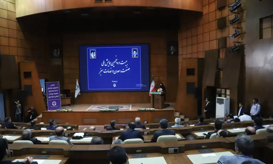 دنیای ماموت؛ برگزیده ملی صنعت سبز در مسیر توسعه پایدار